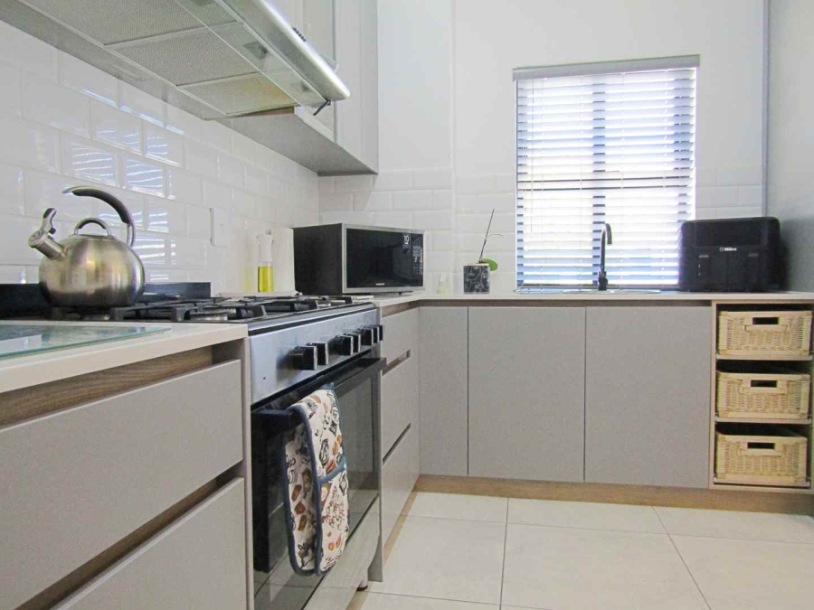 3 Bedroom Property for Sale in Sandy Point Western Cape